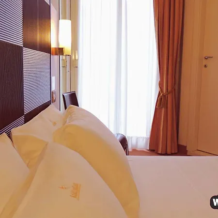 Hotel Hamiltown 3*